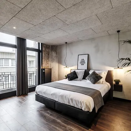 Upstairs Hotel